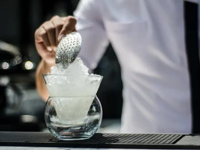 Gelo puro, bebidas perfeitas